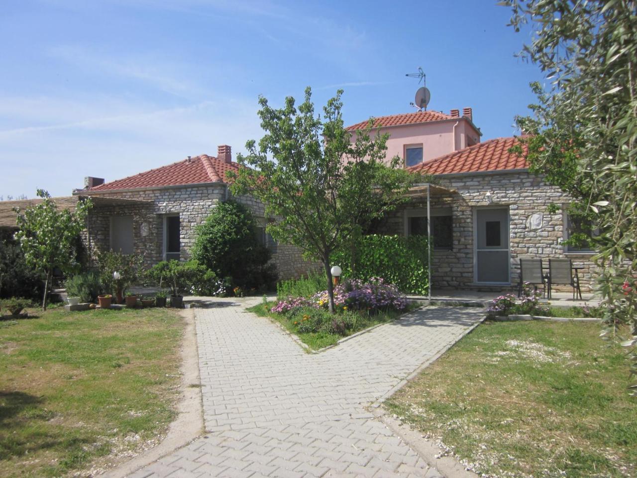 Petra Houses 포토스 외부 사진